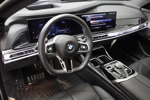2025 BMW 740 xDrive