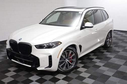 Mineral White Metallic 2026 BMW X5 PHEV xDrive50e