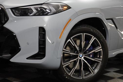 2026 BMW X6 xDrive40i