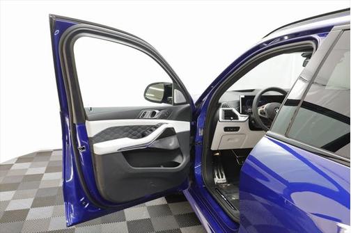 2025 BMW X5 M Base