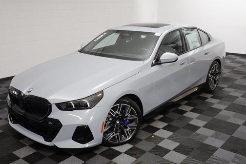 2026 BMW 540 i xDrive