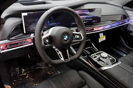 2026 BMW 760 xDrive