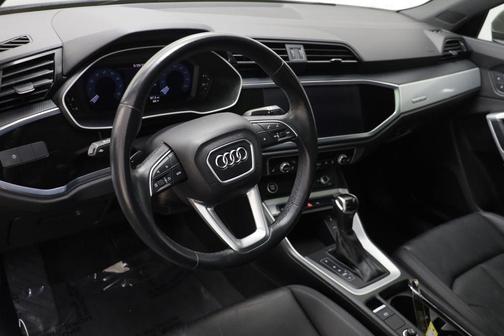 Chronos Gray Metallic 2021 Audi Q3 45 S line Premium