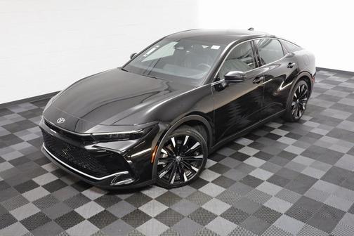 2023 Toyota Crown Platinum