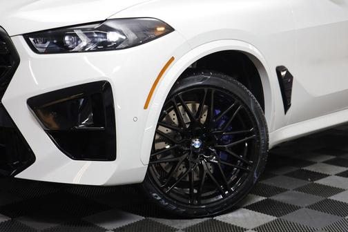 Alpine White 2026 BMW X5 M Base