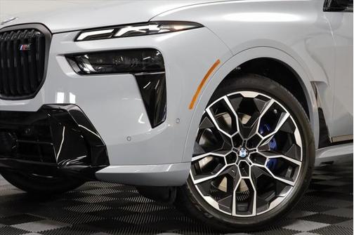 2026 BMW X7 M60i