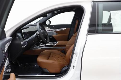 2025 BMW 760 i xDrive