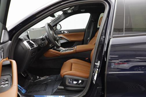 2026 BMW X6 M60i