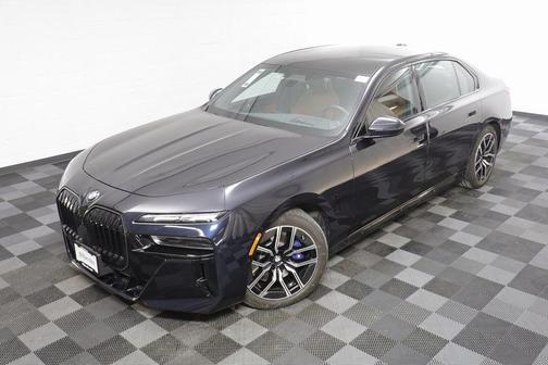 2025 BMW 760 xDrive
