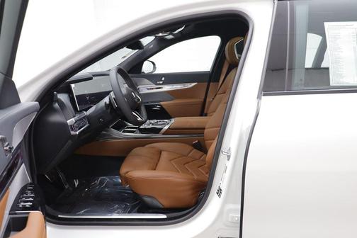 2026 BMW 760 xDrive
