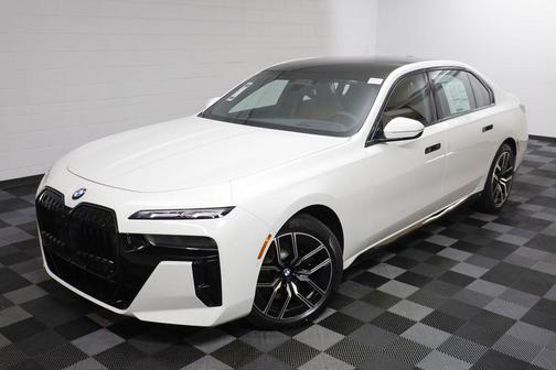 2026 BMW 760 xDrive