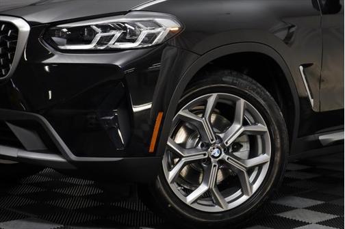 2025 BMW X4 xDrive30i