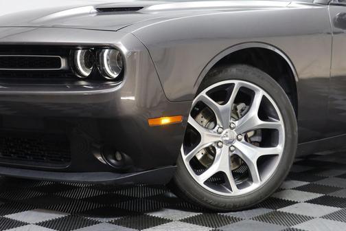 2015 Dodge Challenger SXT Plus