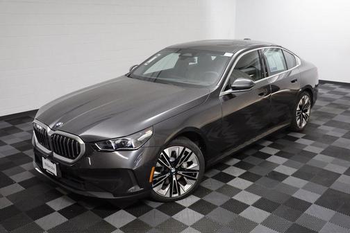 2025 BMW 530 i xDrive