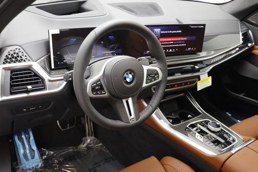 2026 BMW X5 M60i