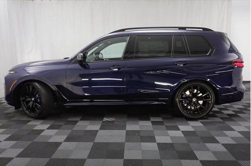 2026 BMW X7 M60i