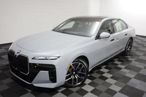 Brooklyn Grey Metallic 2026 BMW 760 xDrive