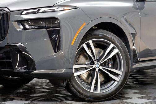 2026 BMW X7 M60i