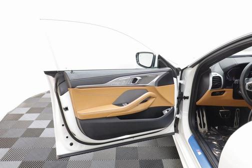 2025 BMW 840 i xDrive