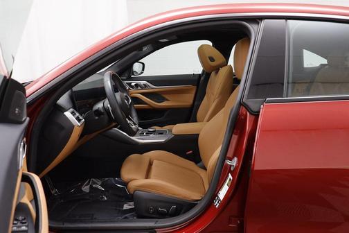 2025 BMW M440 i xDrive