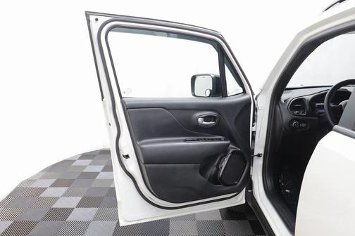 2022 Jeep Renegade Altitude