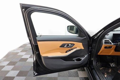 2026 BMW 330 xDrive NA