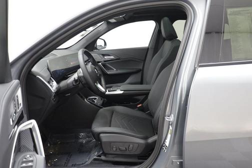 Skyscraper Grey Metallic 2026 BMW X2 xDrive28i
