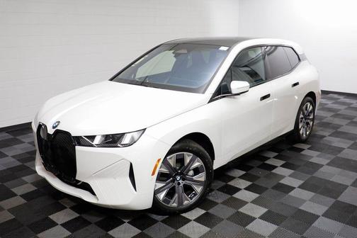 2026 BMW iX xDrive60