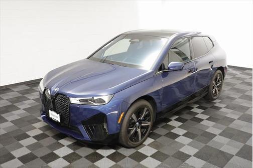 2025 BMW iX xDrive50