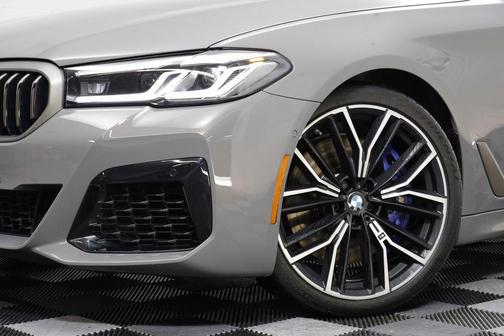 2022 BMW M550 i Xdrive