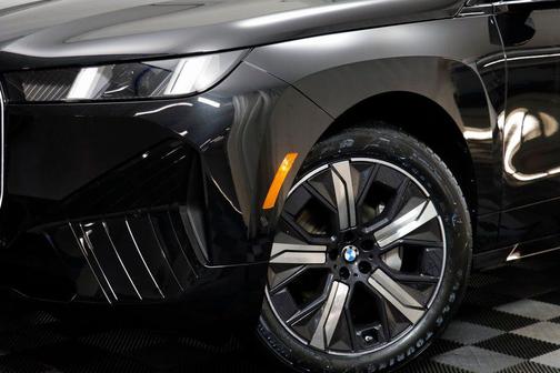 2026 BMW iX xDrive60