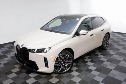 2026 BMW iX xDrive60