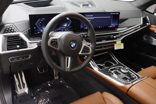 2026 BMW X7 M60i