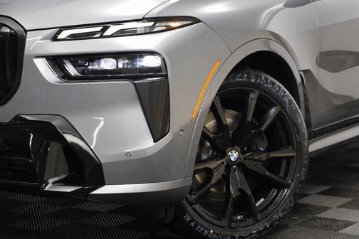 2026 BMW X7 M60i