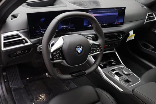 2026 BMW 330 i xDrive