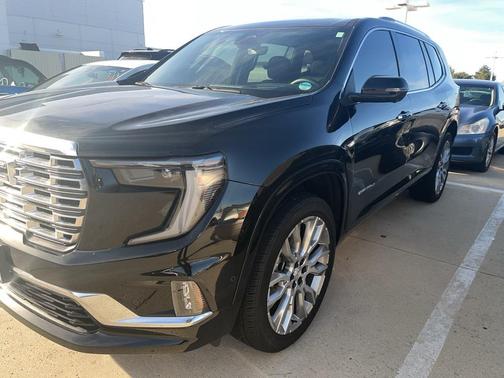 2025 GMC Acadia Denali