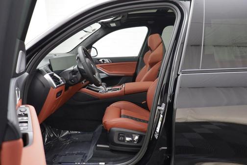 Black Sapphire Metallic 2026 BMW X5 M Base