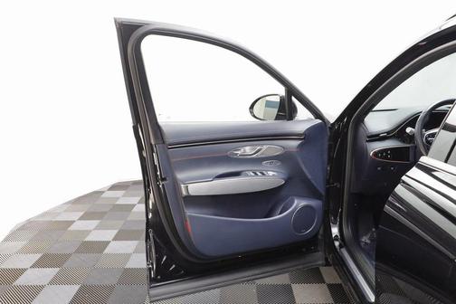 2022 Genesis GV70 2.5T AWD