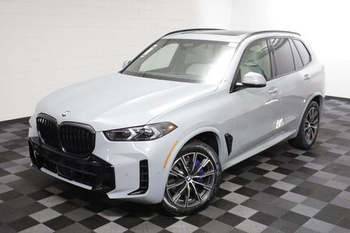 Brooklyn Grey Metallic 2026 BMW X5 xDrive40i