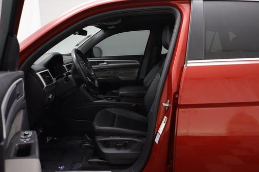 2022 Volkswagen Atlas Cross Sport 3.6L V6 SEL R-Line