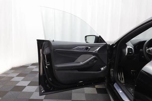 2025 BMW 840 i xDrive