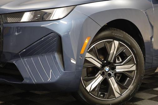 2026 BMW iX xDrive60