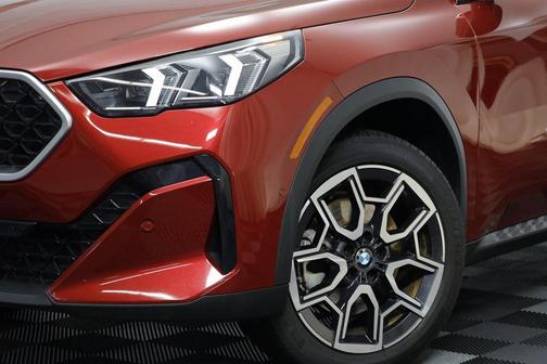 2025 BMW X2 xDrive28i