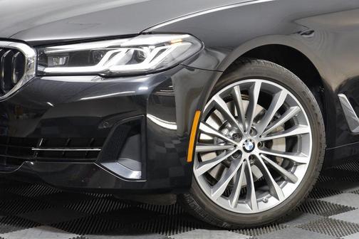 2023 BMW 530 i xDrive