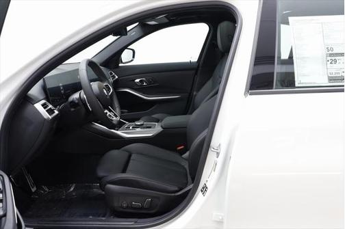 2025 BMW 330 i xDrive