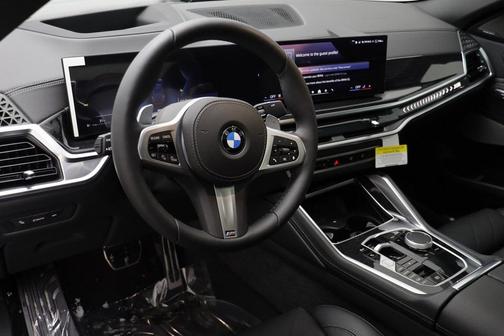 2026 BMW X6 xDrive40i