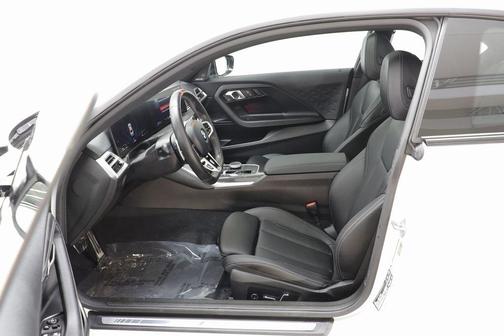 2025 BMW M240 i xDrive