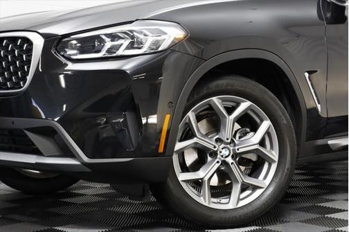 2024 BMW X4 xDrive30i