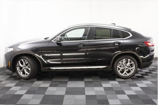 2024 BMW X4 xDrive30i