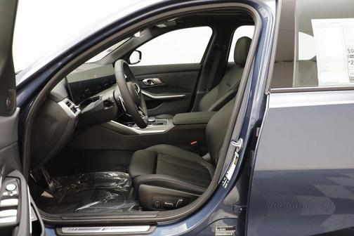 2026 BMW 330 i xDrive